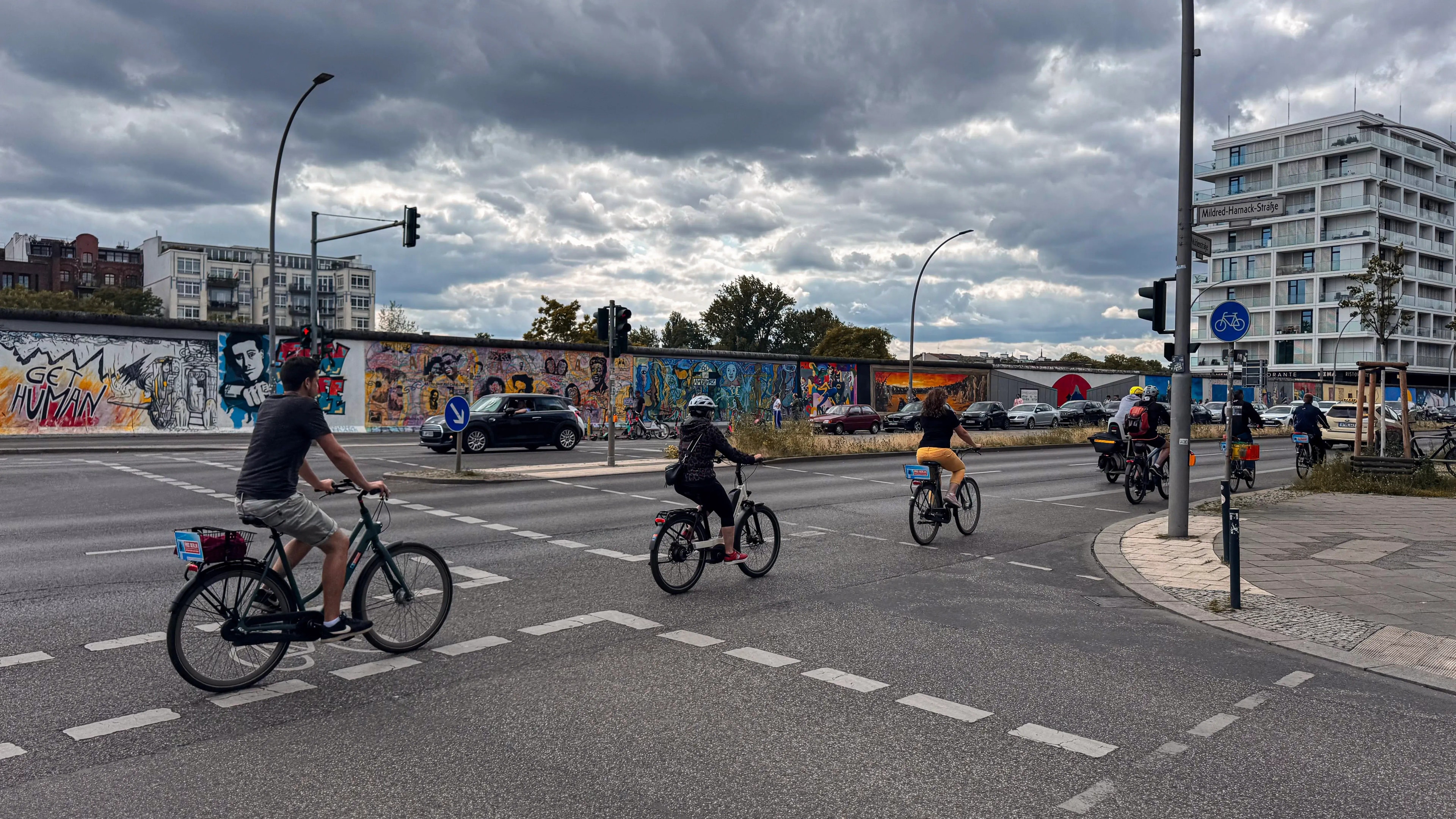 Kreative Fahrradtour durch das hippe Ostberlin jetzt buchen – Vibes of Berlin 